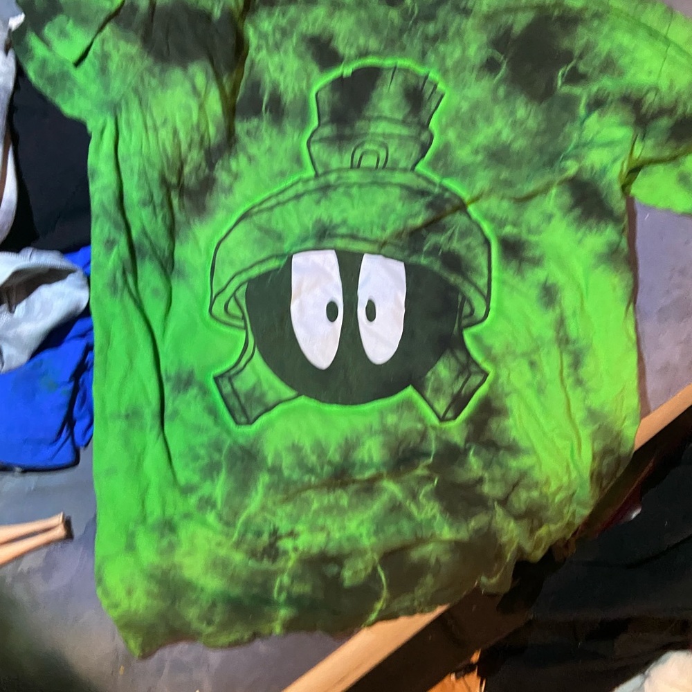 Green Graphic Mens -T-shirt